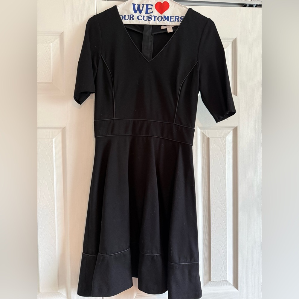 Banana Republic Classic Black Apparel - Picture 2 of 5
